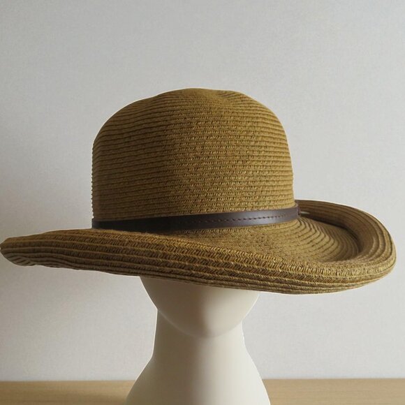 Nine West - Summer Hat with Brown Trim & Rolled Brim, EUC - Picture 1 of 13